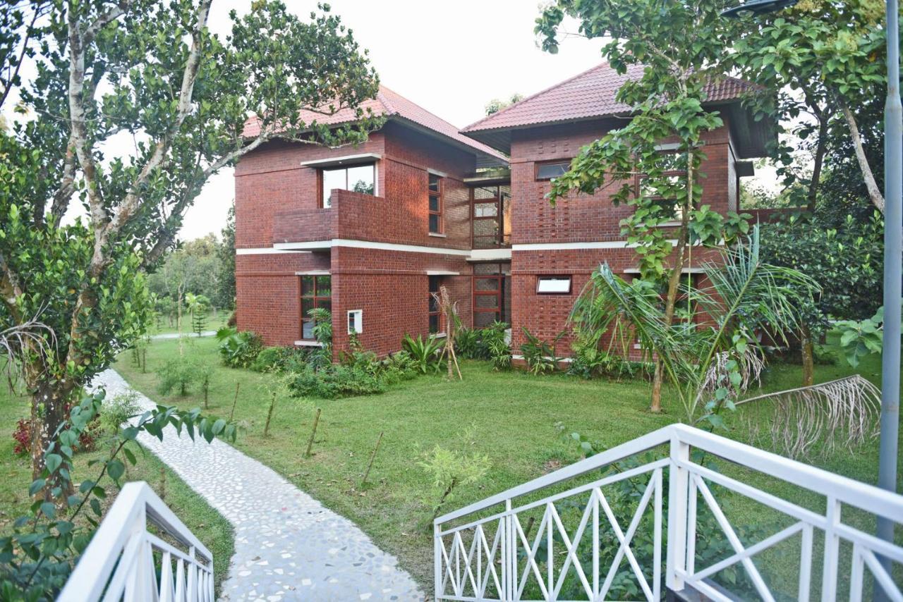 Sarah Resort Gazipur Luaran gambar