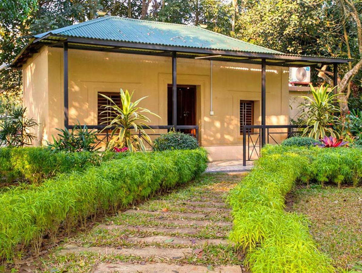 Sarah Resort Gazipur Luaran gambar