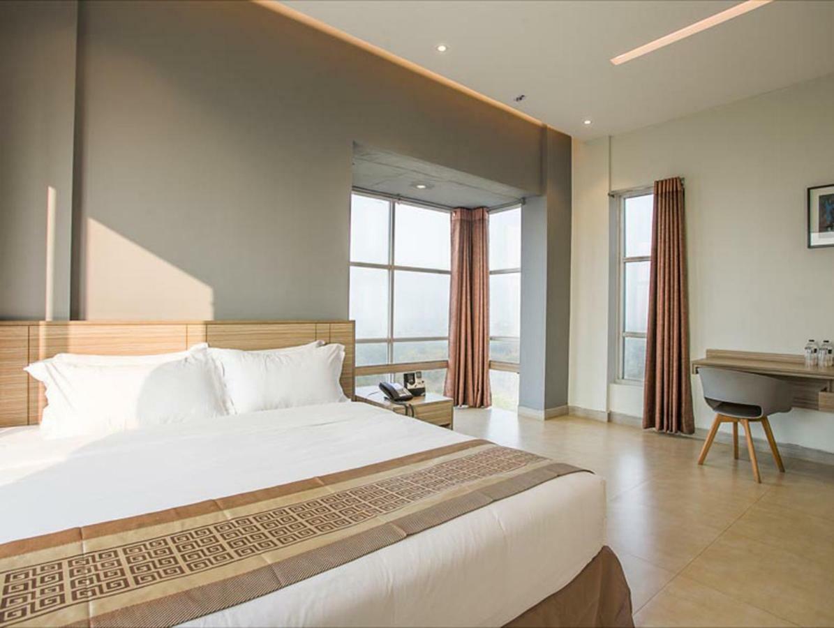 Sarah Resort Gazipur Luaran gambar