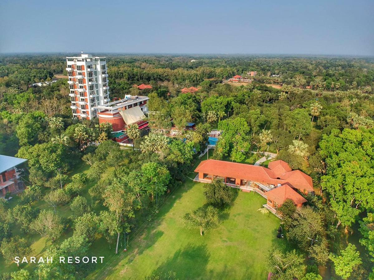 Sarah Resort Gazipur Luaran gambar